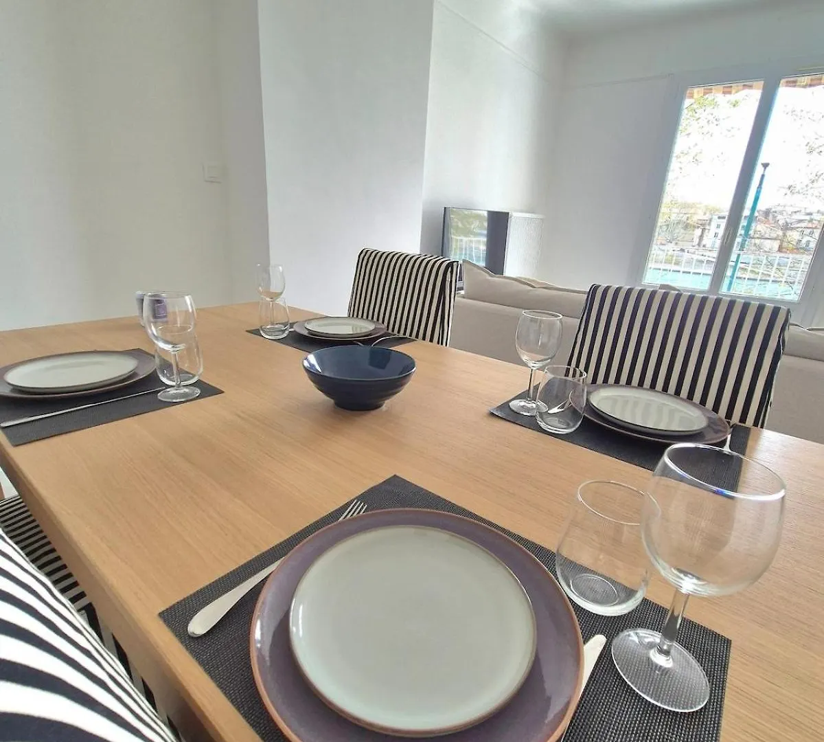 Appartement Le Saint Pierre Arles 0*,  France