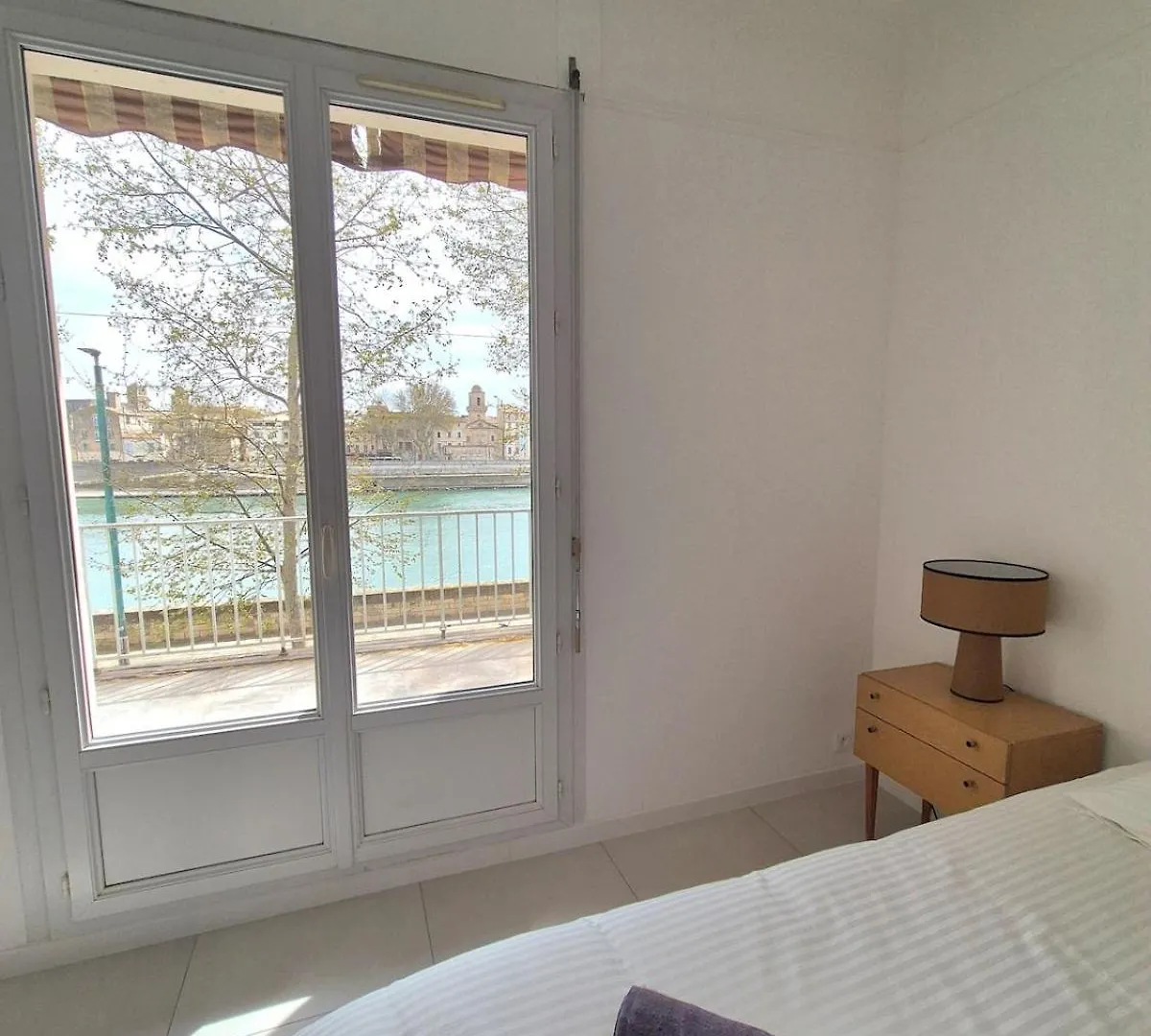 Apartment Appartement Le Saint Pierre Arles