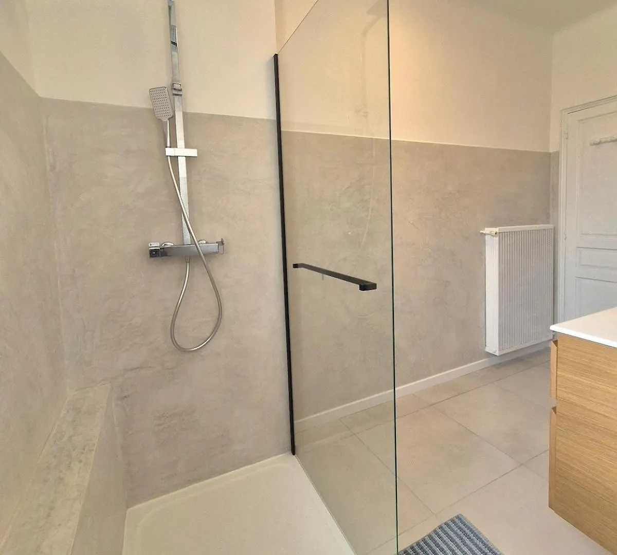 Appartement Le Saint Pierre Arles Apartment